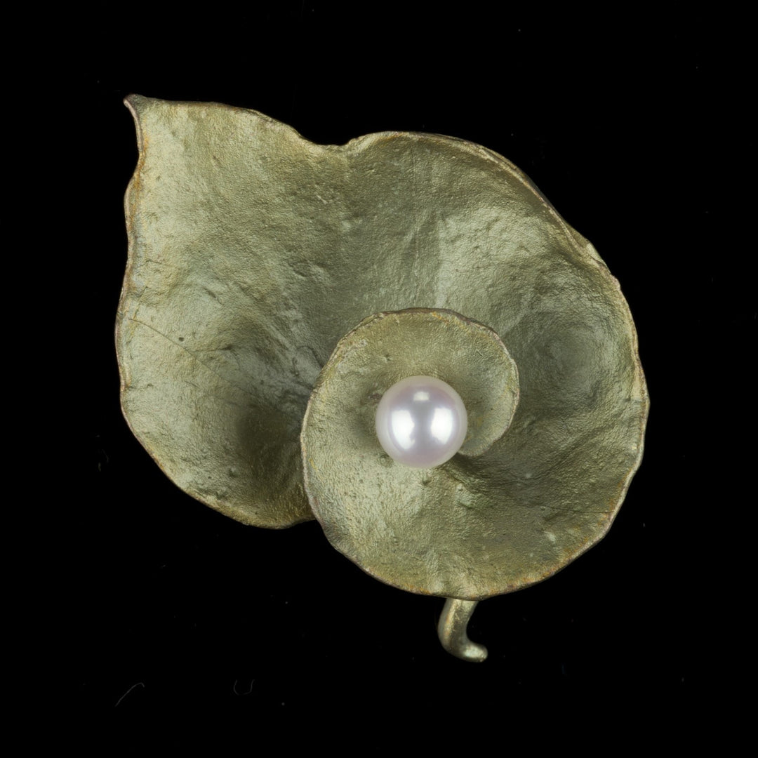 Spiral Geranium Brosche
