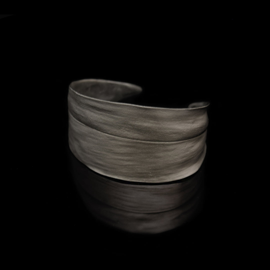 Keulenlilie - Armreif Gunmetal