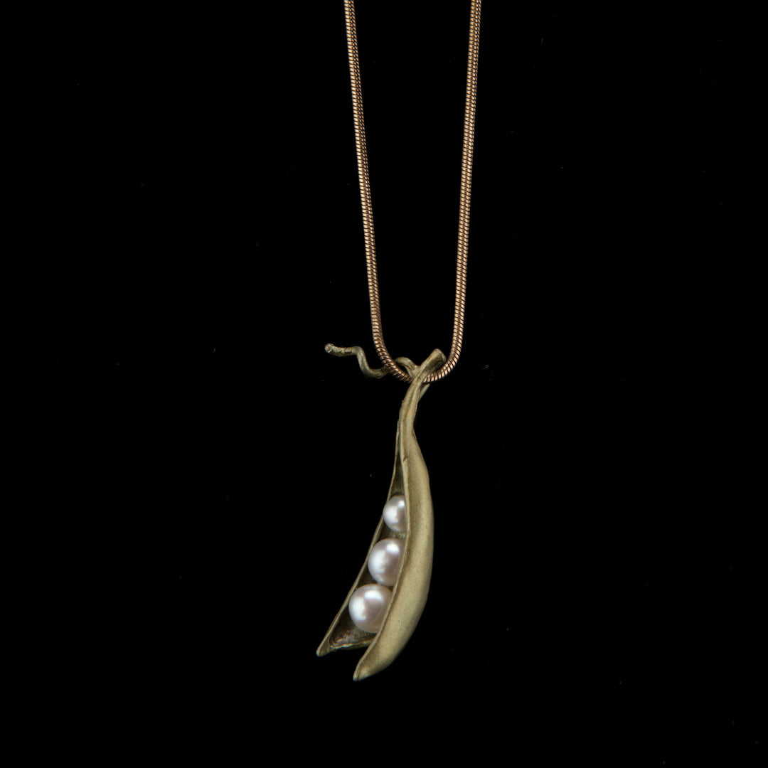 Erbsenschote - Kette mit Anhänger - 3 Perlen
